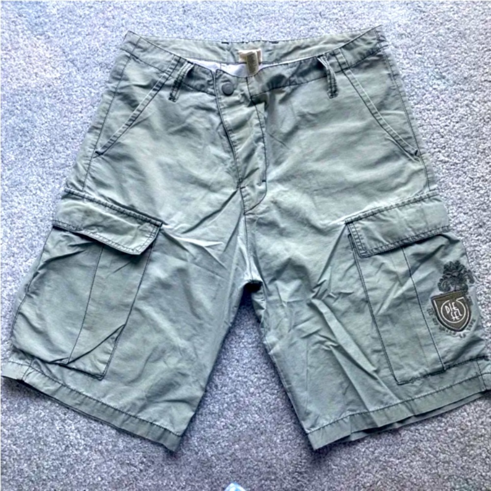 Diesel Men Cargo Shorts Grey Nylon/Cotton Blend Asymmetric Closure size Small